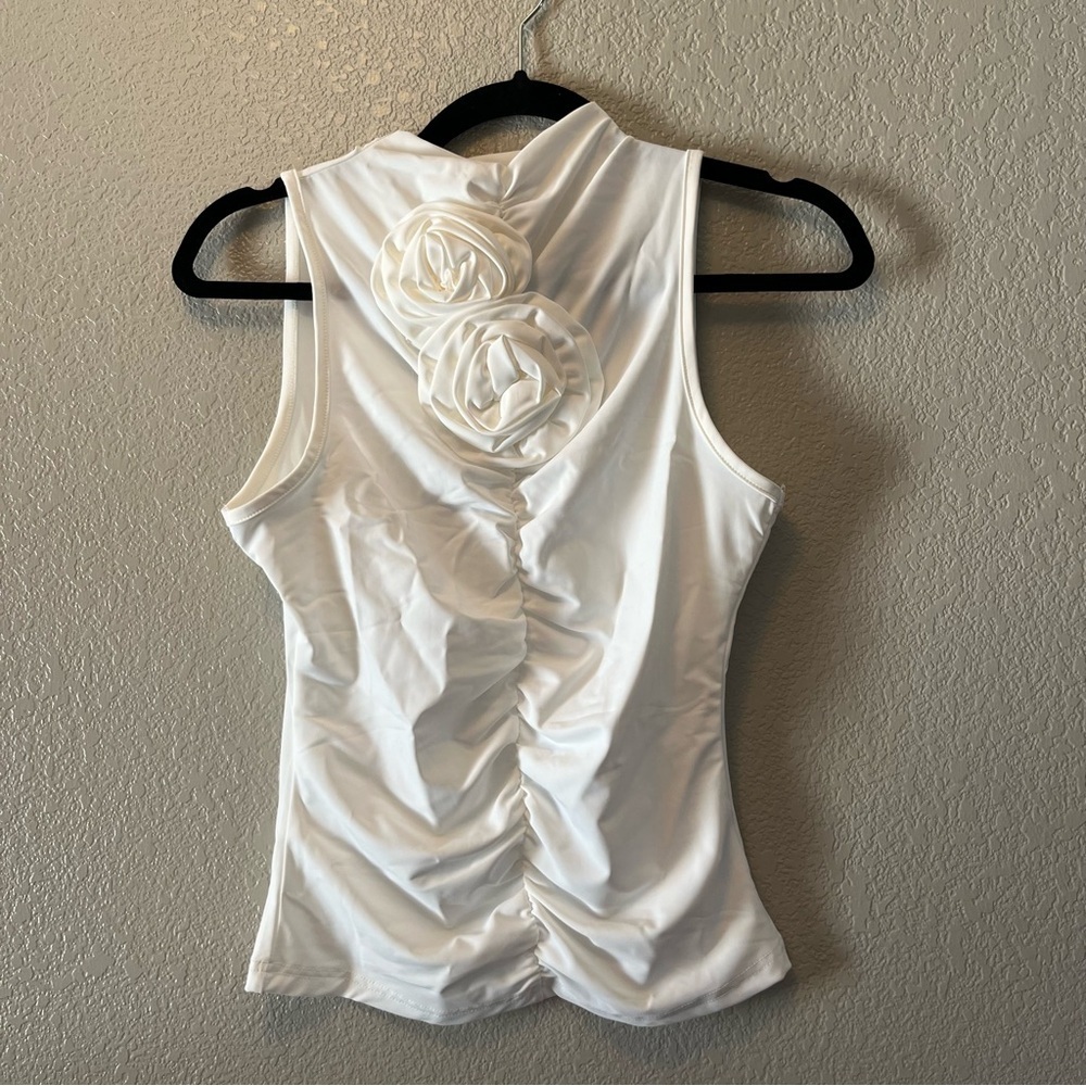 LC Sexy Pleated Vest Blouse Crop Top Stretch Slim Fit Mock Neck With Flowers New